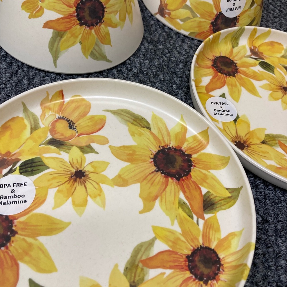 Set of 4 Smart Living Sunflower Bamboo Bowls and Plates - Picture 10 of 10